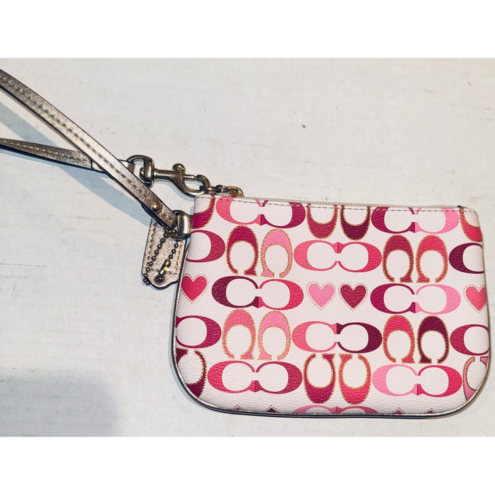 NWOT Coach Signature C Heart Print Wristlet White Pink Red Gold Metallic Leather - Picture 6 of 9